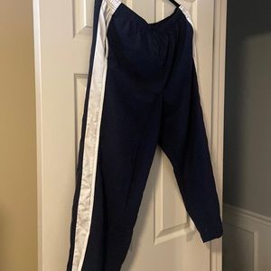 Nike navy capris